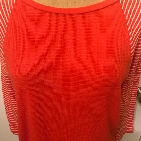 Women’s GAP 3/4 Sleeve Thermal Striped Orange Top - Picture 4 of 8